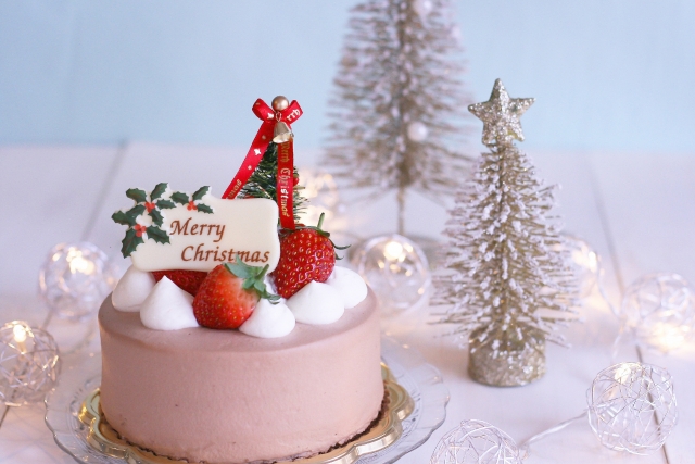 クリスマスに一人でケーキを楽しむ方法は？どんな商品がある？